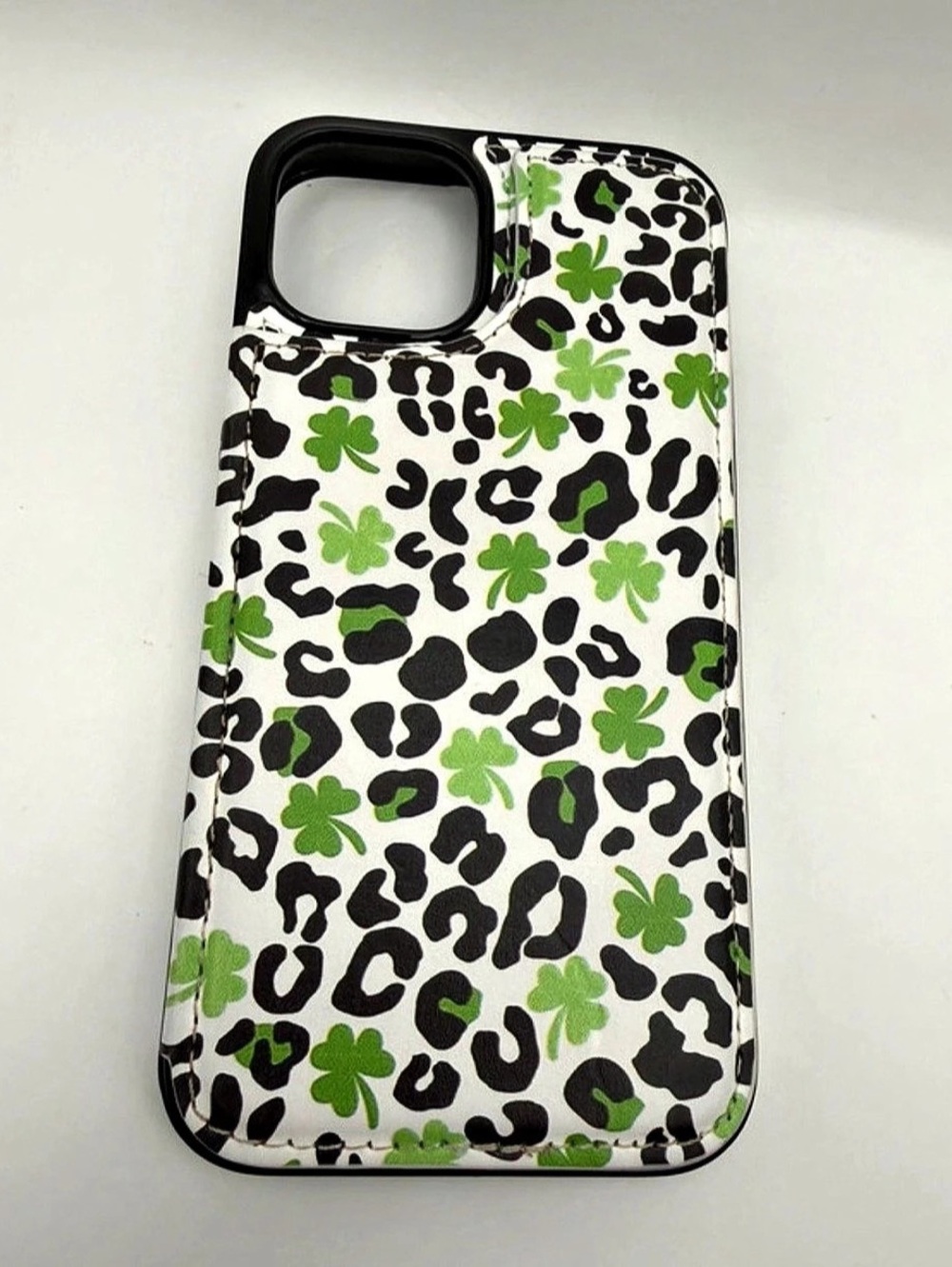 Leopard Clover Wallet Phone Case White Green Like New